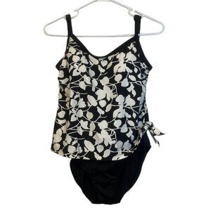 Azul Black White One Piece Swimsuit Adjustable Spaghetti Strap Size 10 EUC #7278